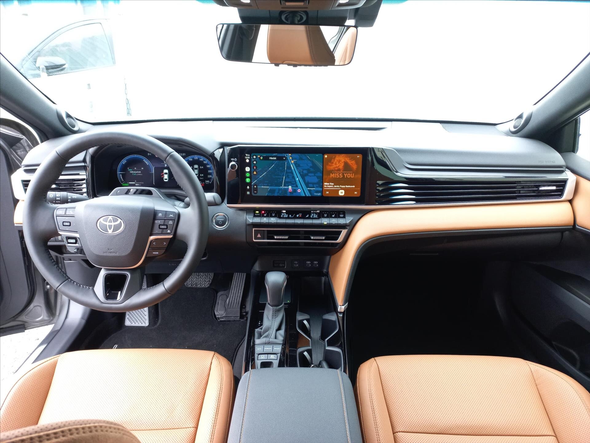 Toyota Camry Sedan / Limuzína 2,5 l 137 kw