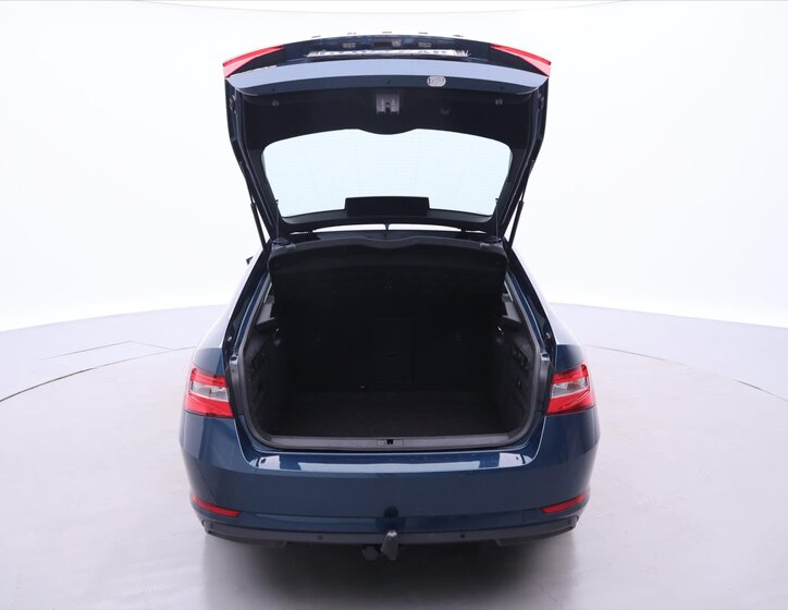 Škoda Superb Liftback 1,5 l 110 kw