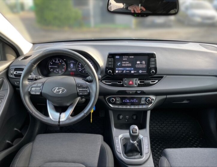 Hyundai i30 9