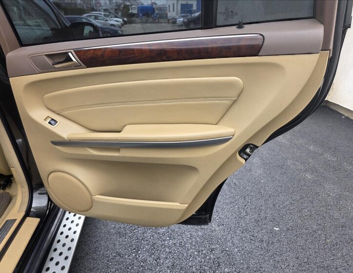 Mercedes-Benz GL SUV / Terénní 3,0 l 165 kw