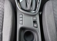 Toyota Yaris Cross CUV / Crossover 1,5 l 68 kw