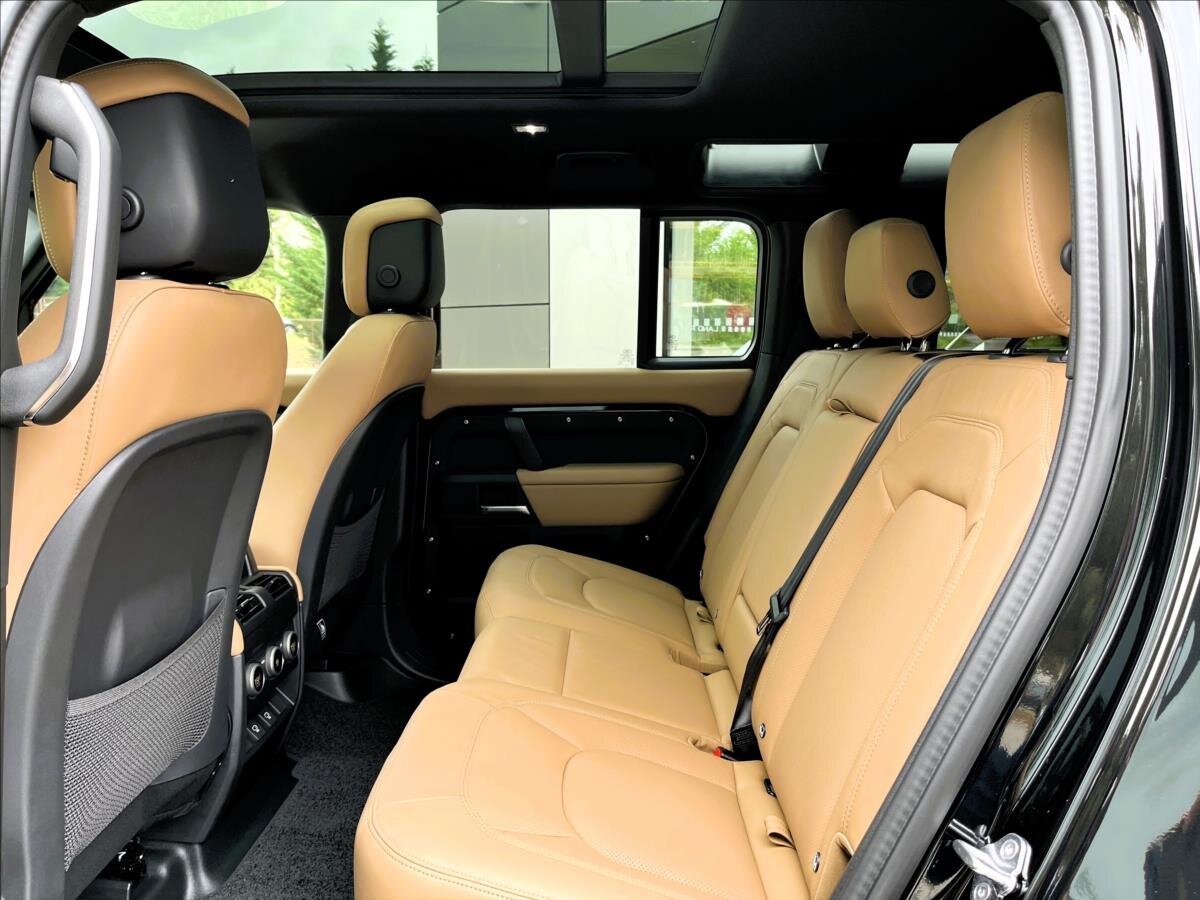 Land Rover Defender SUV / Terénní 5,0 l 313 kw