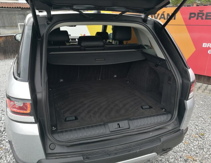 Land Rover Range Rover Kombi 3,0 l 225 kw