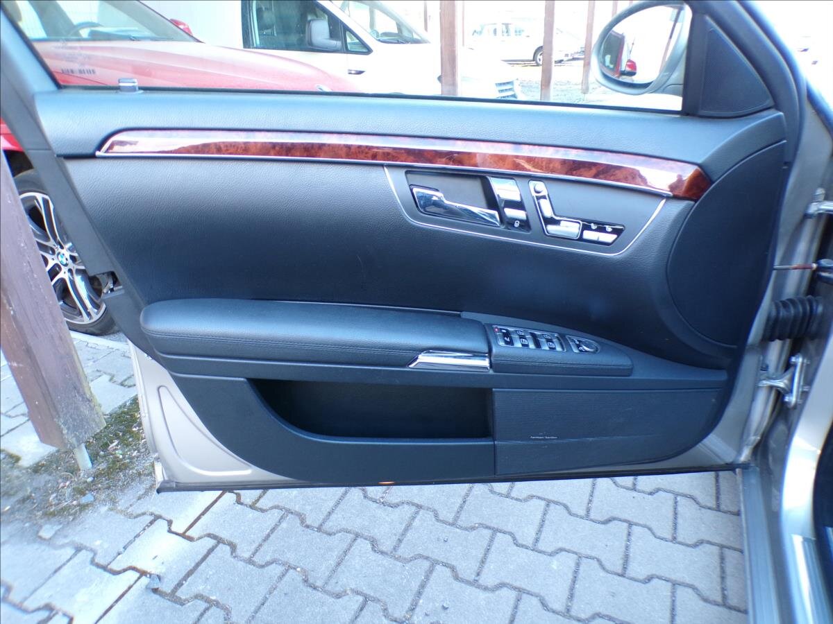 Mercedes-Benz Třídy S Sedan / Limuzína 3,0 l 173 kw