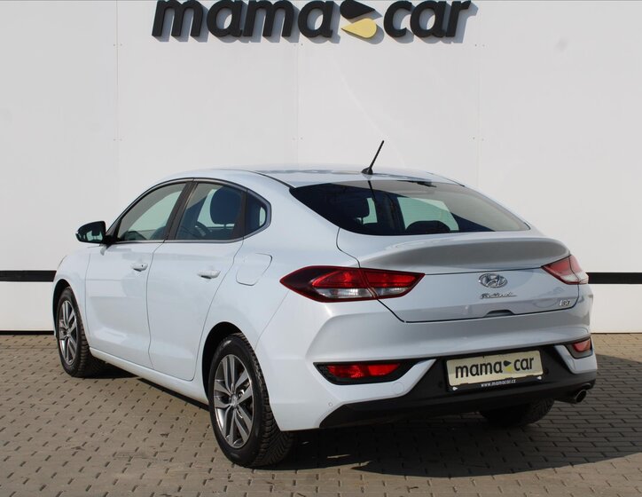 Hyundai i30 Hatchback 998,0 88 kw