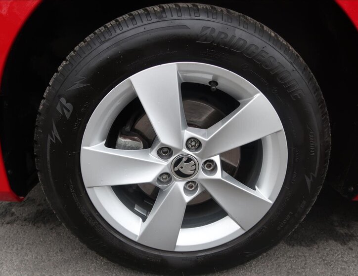 Škoda Fabia Hatchback 999,0 70 kw