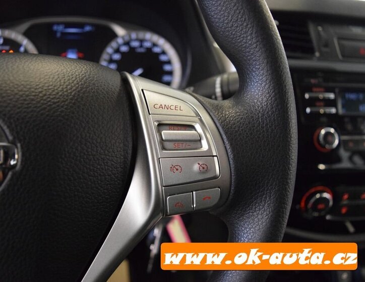 Nissan Navara Pick-up 2,3 l 120 kw