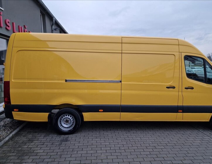 Mercedes-Benz Sprinter Skříň 2,1 l 105 kw