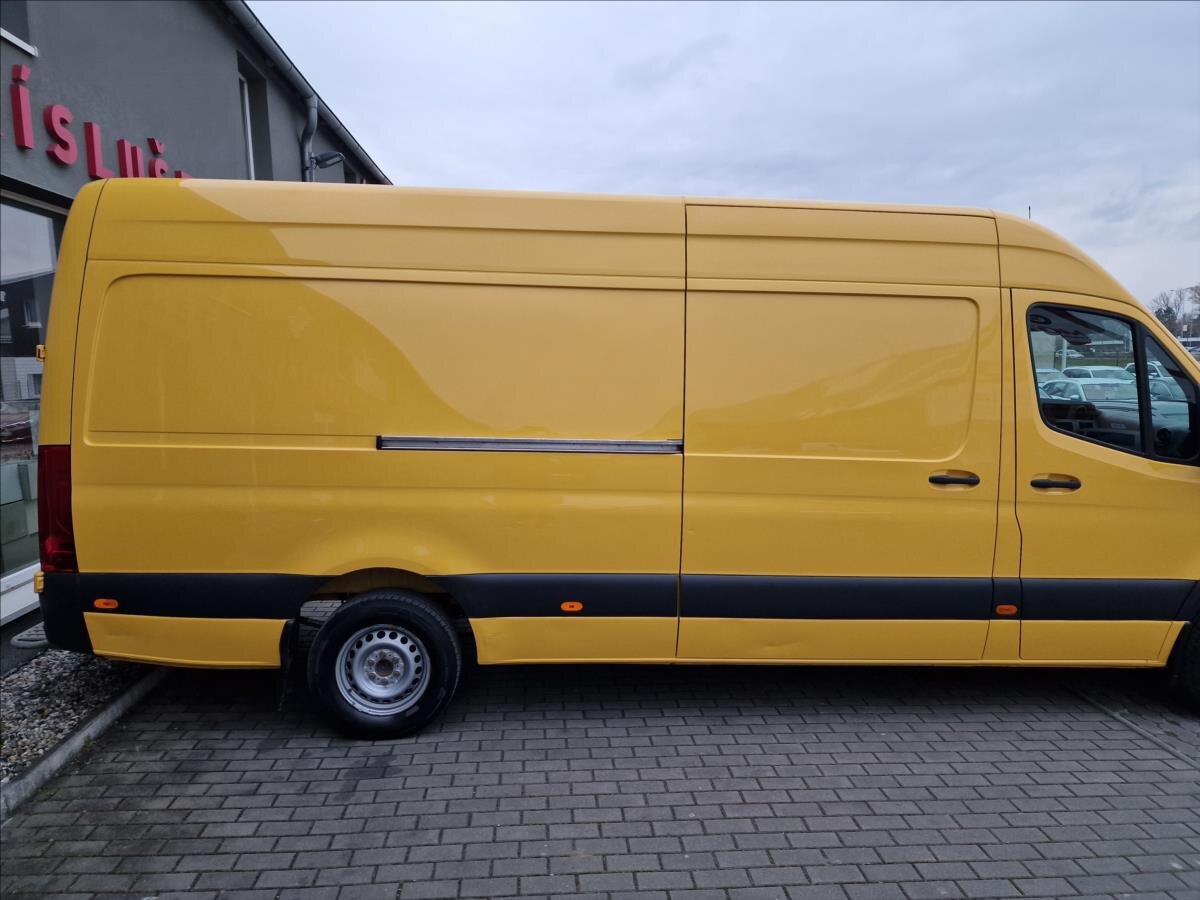 Mercedes-Benz Sprinter Skříň 2,1 l 105 kw