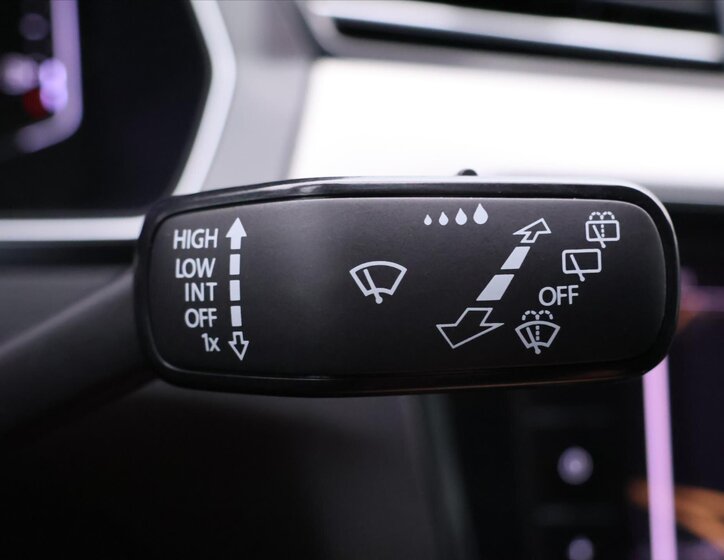 Volkswagen Passat Kombi 2,0 l 200 kw