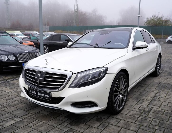 Mercedes-Benz Třídy S 2