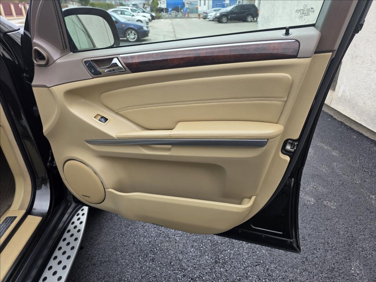 Mercedes-Benz GL SUV / Terénní 3,0 l 165 kw