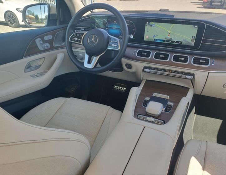 Mercedes-Benz GLS 8