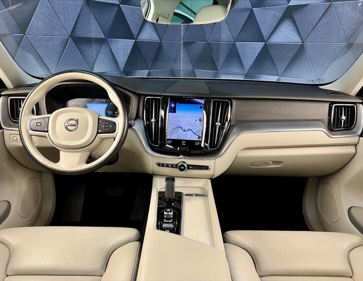 Volvo XC60 SUV 2,0 l 186 kw