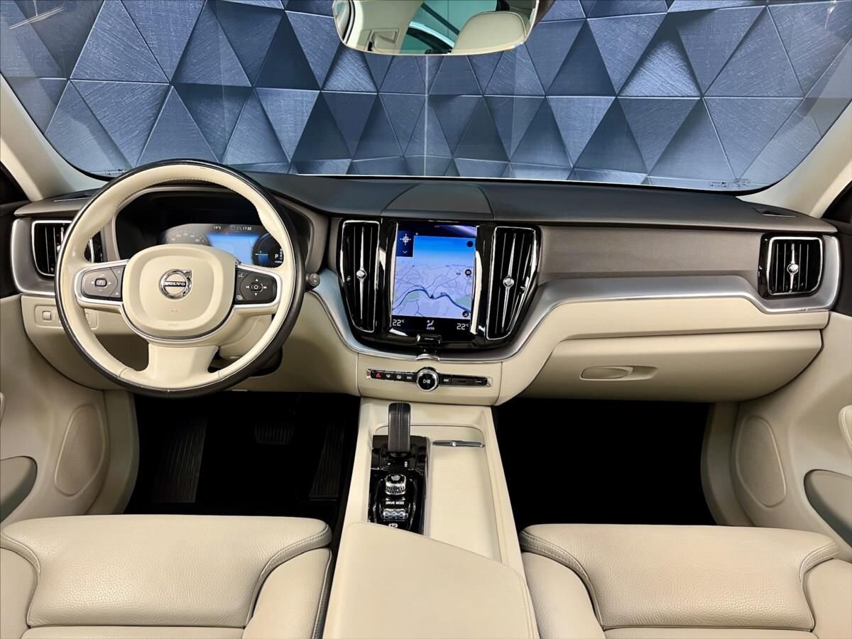 Volvo XC60 SUV 2,0 l 186 kw