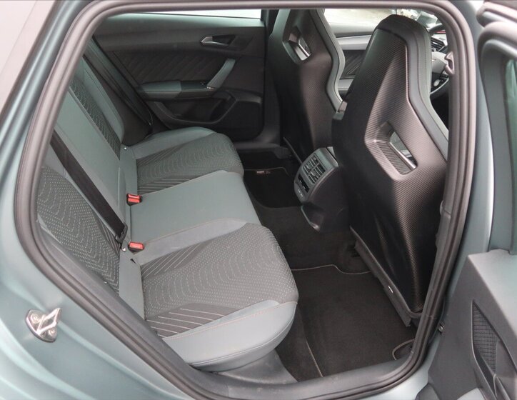 Cupra Leon Kombi 2,0 l 245 kw