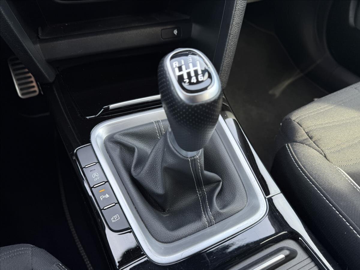 KIA ProCeed Hatchback 1,5 l 117 kw