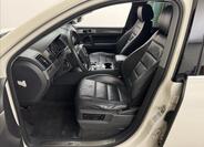 Volkswagen Touareg 32