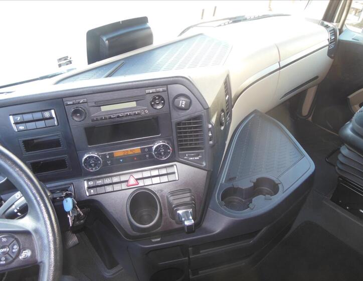 Mercedes-Benz Ostatní 18