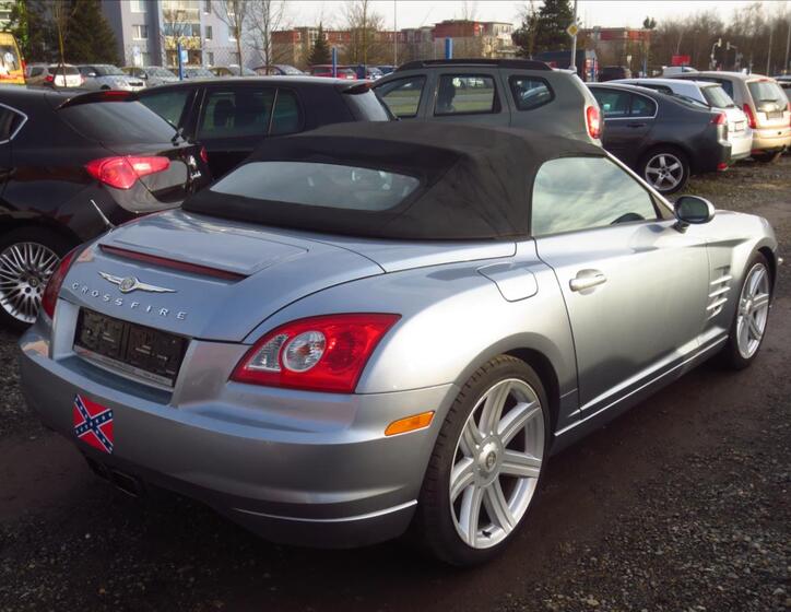 Chrysler Crossfire 5