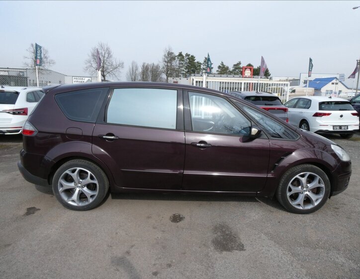 Ford S-MAX MPV 2,0 l 107 kw