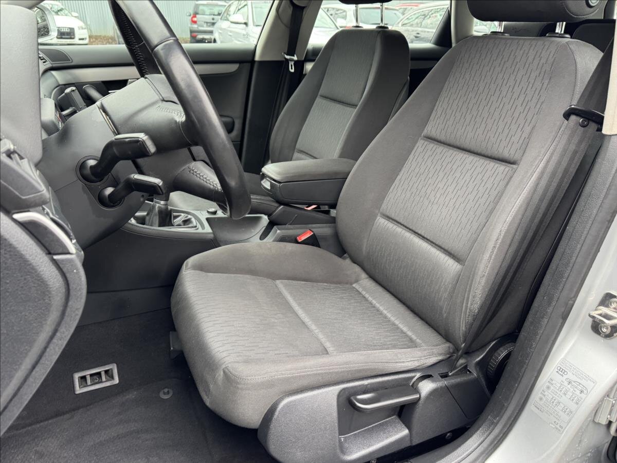 Audi A4 Kombi 2,0 l 103 kw