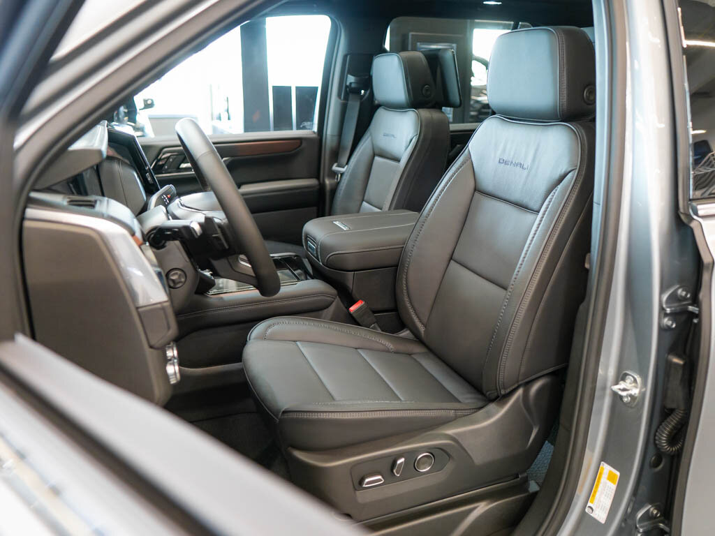 GMC Yukon SUV 6,2 l 313 kw