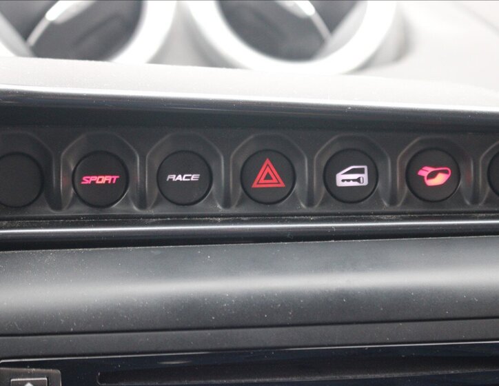 Lotus Ostatní Kupé 3,5 l 306 kw