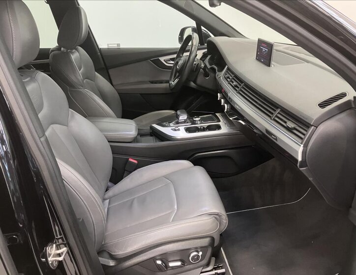 Audi Q7 SUV 3,0 l 200 kw