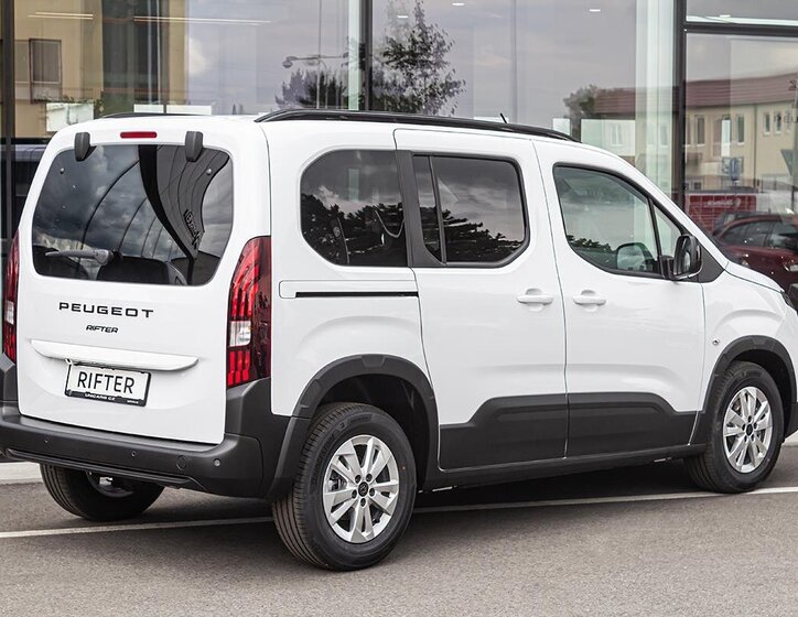 Peugeot Rifter MPV 1,5 l 96 kw