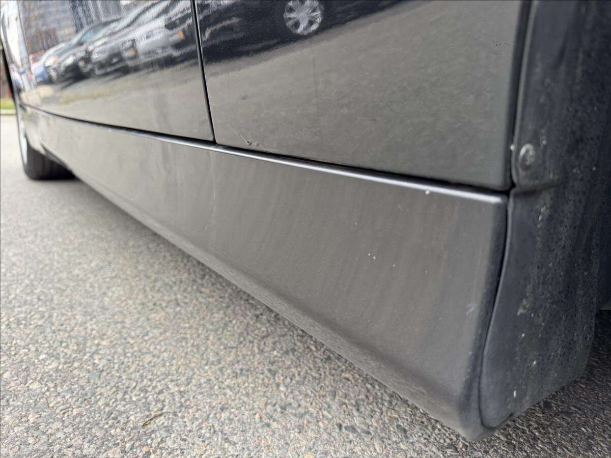 BMW Řada 3 Kombi 2,0 l 120 kw