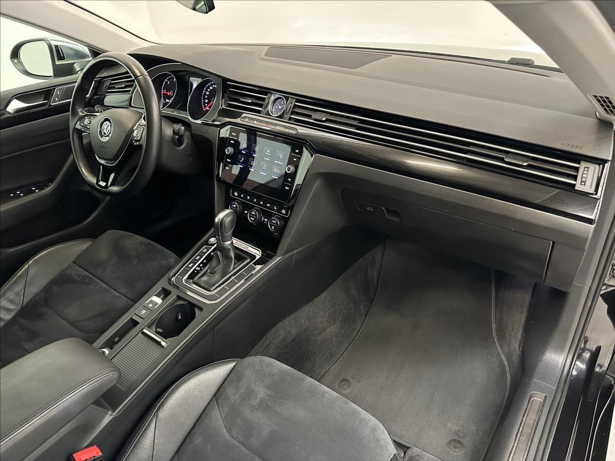 Volkswagen Arteon Liftback 2,0 l 176 kw