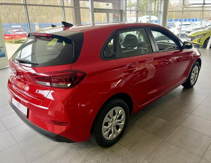Hyundai i30 Hatchback 1,5 l 71 kw