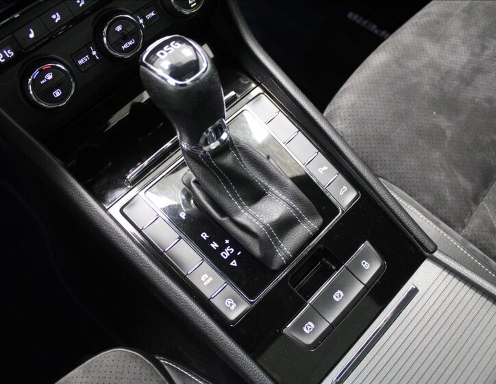 Škoda Superb Kombi 2,0 l 110 kw