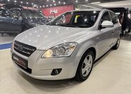 KIA Ceed Hatchback 1,4 l 80 kw