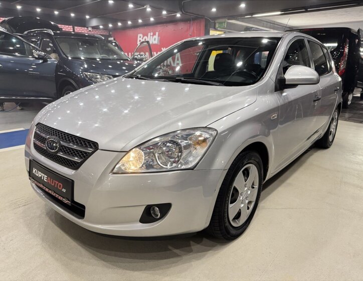 KIA Ceed Hatchback 1,4 l 80 kw