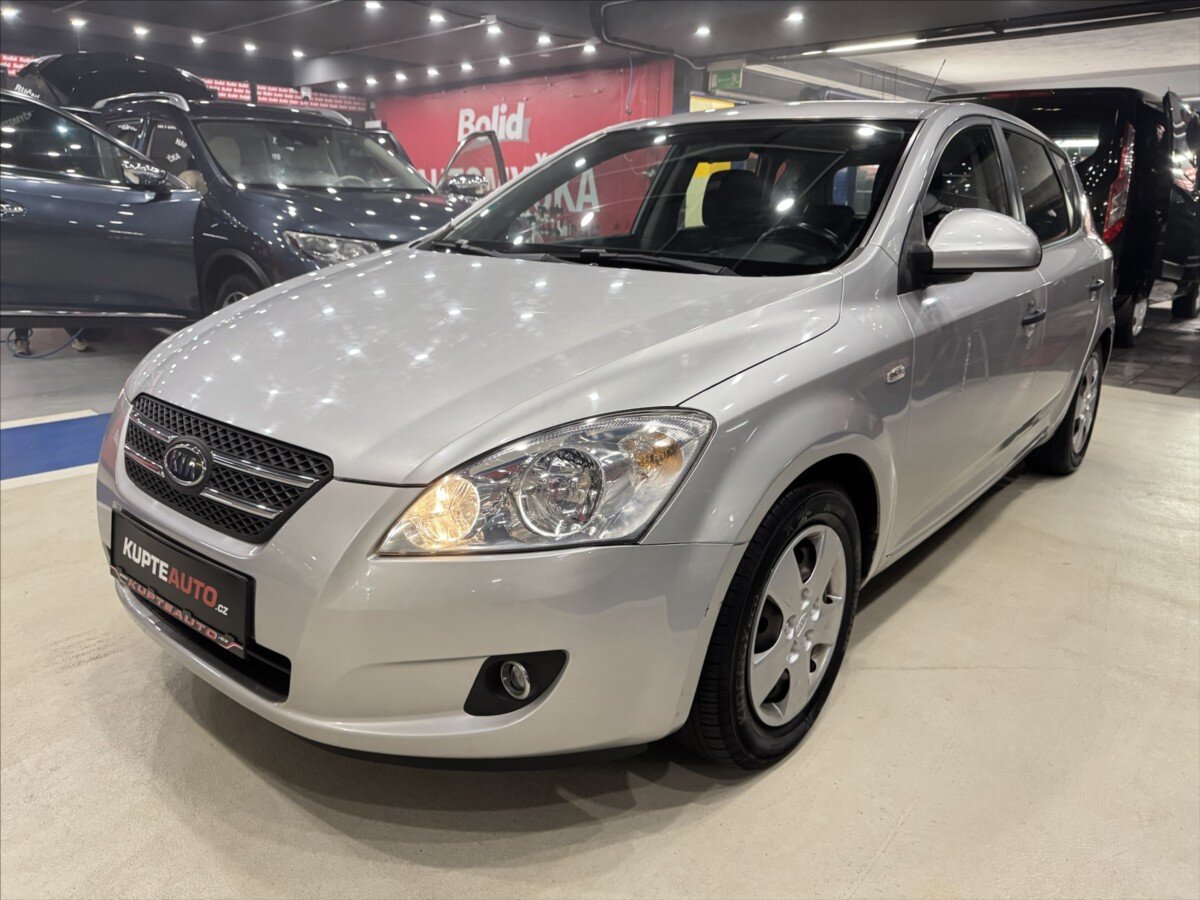 KIA Ceed Hatchback 1,4 l 80 kw