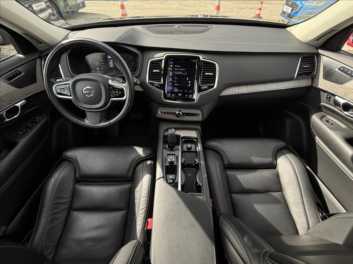 Volvo XC90 SUV 2,0 l 173 kw