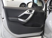 Peugeot 208 Hatchback 1,2 l 81 kw