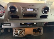 Mercedes-Benz Sprinter 13
