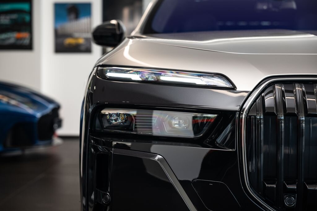 BMW Řada 7 Sedan / Limuzína 3,0 l 220 kw