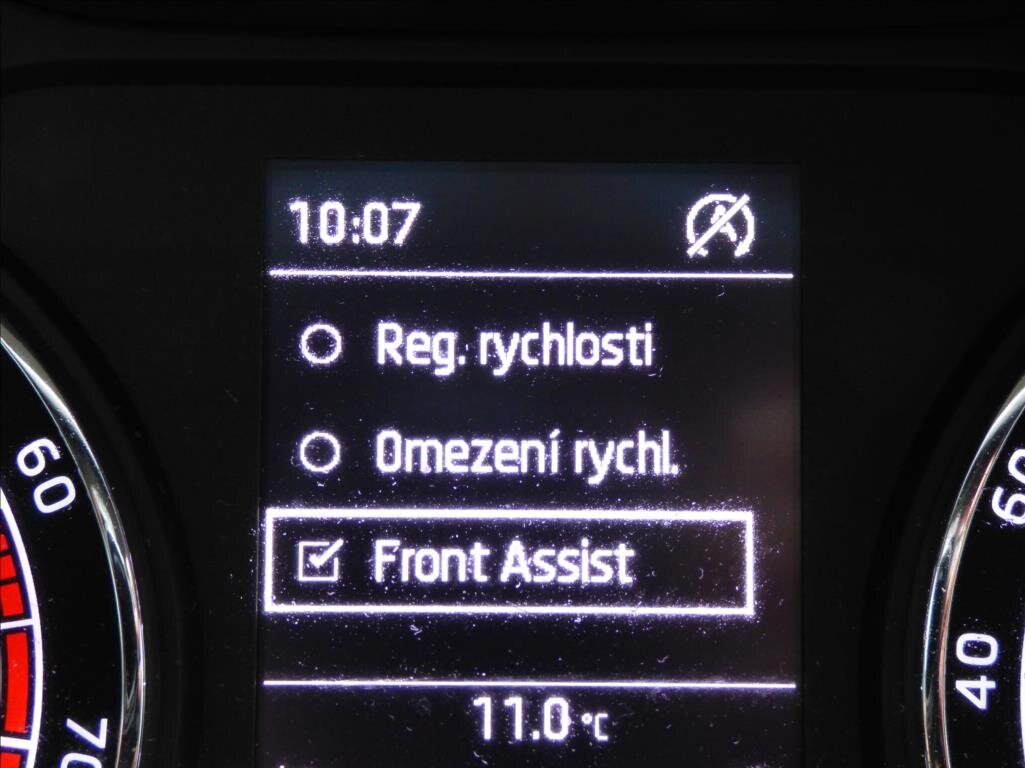 Škoda Karoq SUV / Terénní 999,0 85 kw