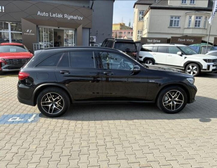 Mercedes-Benz GLC SUV / Terénní 3,0 l 270 kw