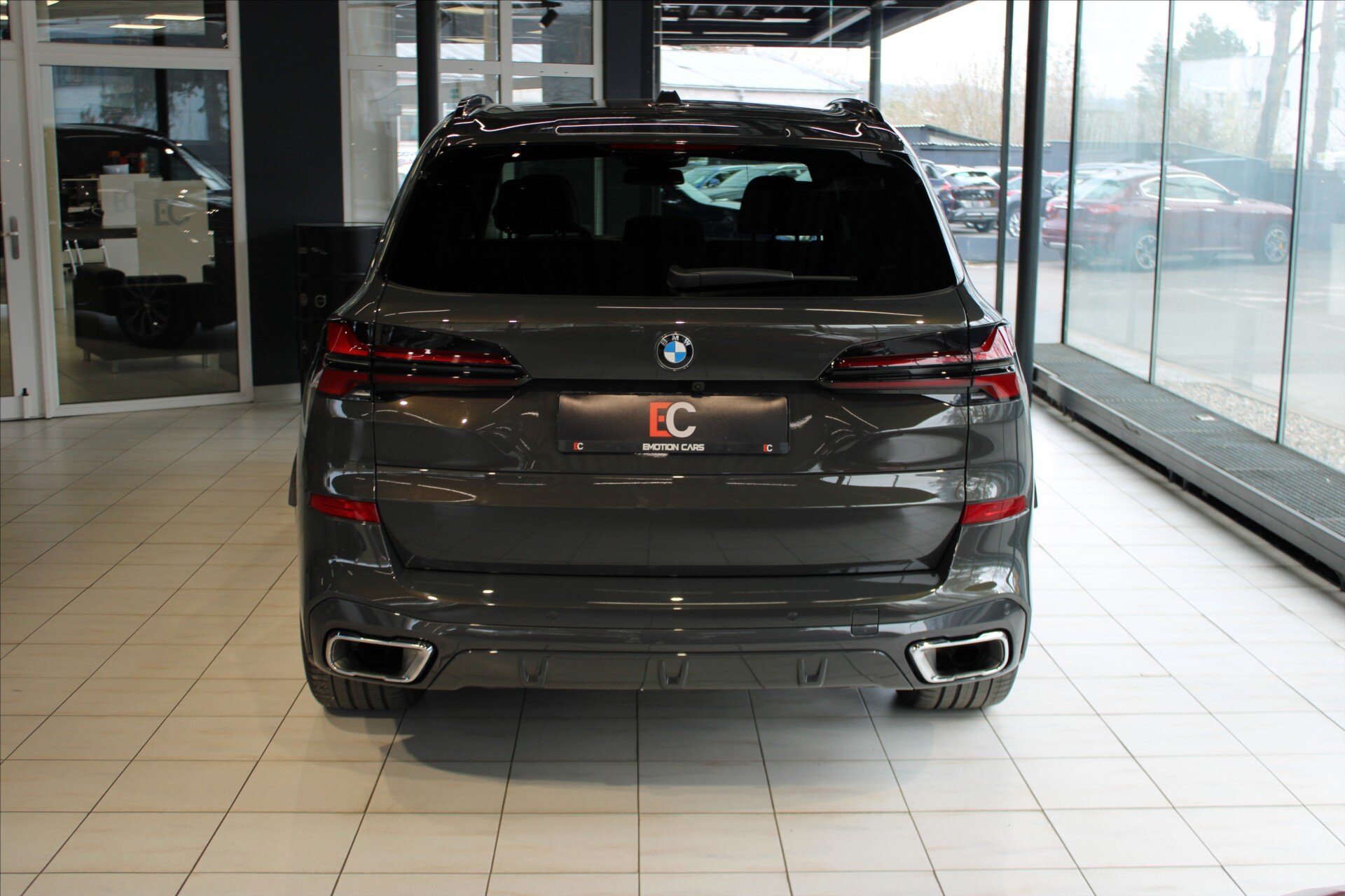 BMW X5 SUV / Terénní 3,0 l 210 kw