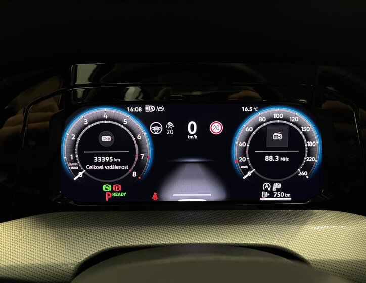 Volkswagen Golf Kombi 1,5 l 110 kw