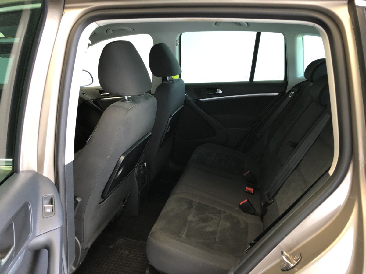 Volkswagen Tiguan SUV 2,0 l 103 kw