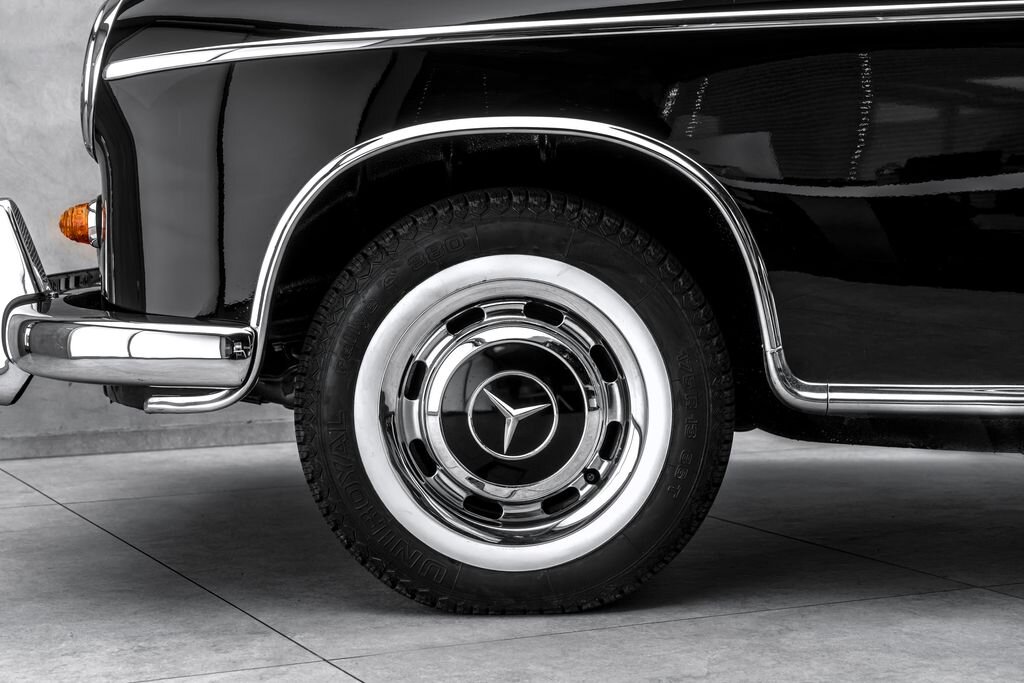 Mercedes-Benz 220 Kabriolet 2,2 l 78 kw