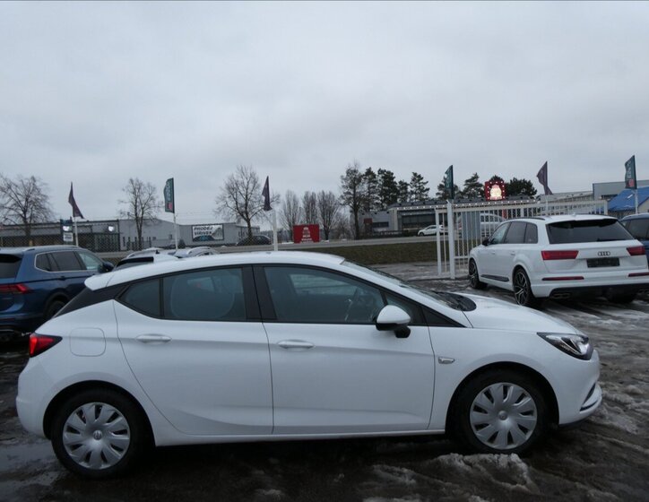 Opel Astra Hatchback 1,6 l 81 kw