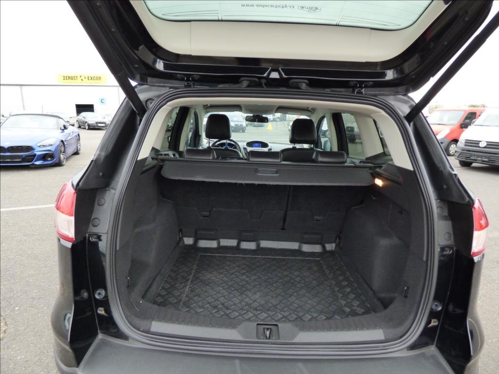 Ford Kuga SUV 2,0 l 110 kw