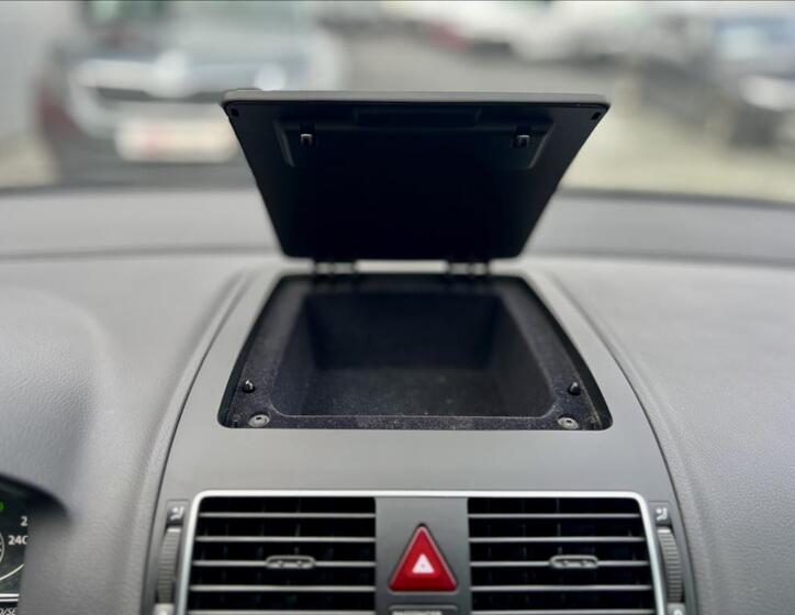 Volkswagen Touran 29